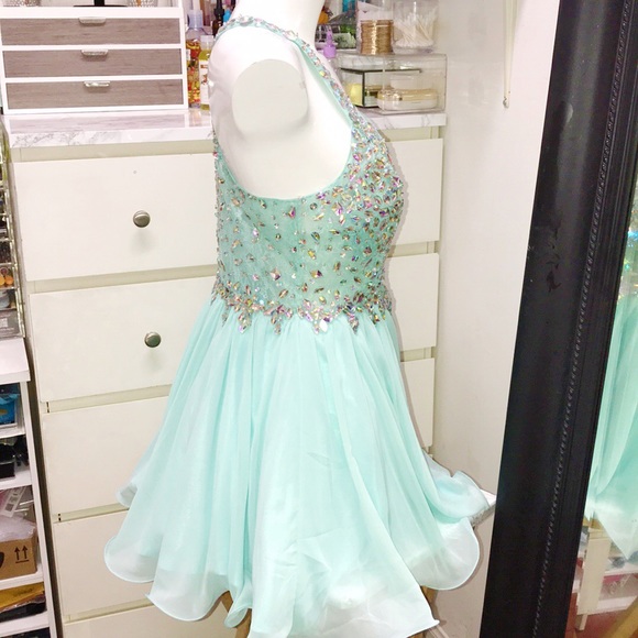 👗GORGEOUS IRIDESCENT GEMSTONE PRINCESS DRESS XL✨ - Picture 4 of 8